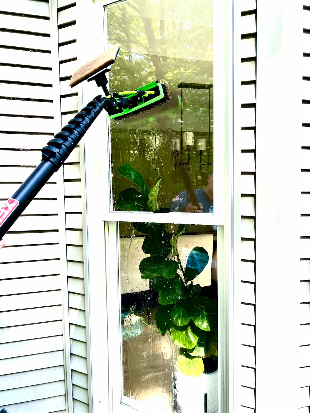 Example of our window cleaning service 15